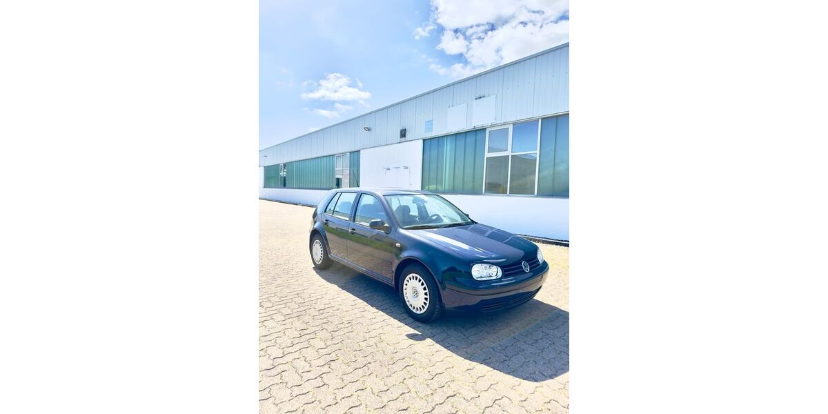 VW Golf 86.701 km 3.500 &euro; Neumünster 24539