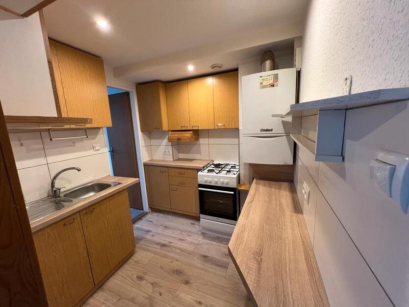 2,5 Zimmer Wohnung direkt am Main (WG geeignet) zimmer