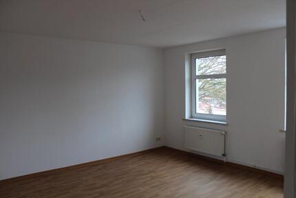 Wohnung Ueckermünde - 3 Zimmer, 63 m&sup2;, 469&euro; | Angebot:26380502