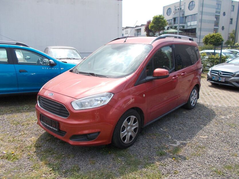 Ford Tourneo Courier 130.000 km 10.499 € Mainz 55129