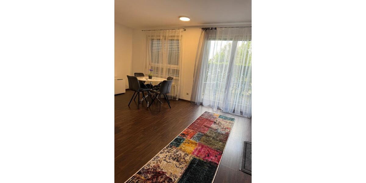 Erdgeschoßwohnung Metzingen - 1.5 Zimmer, 42 m&sup2;, 900&euro; | Angebot:26312690