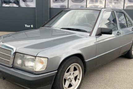 Mercedes-Benz 190 119.000 km 7.499 &euro; Meßkirch 88605