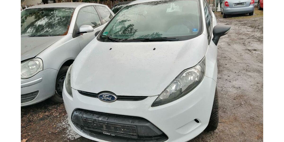 Ford Fiesta 90.000 km 3.750 &euro; Schönefeld OT-Waltersdorf 12529