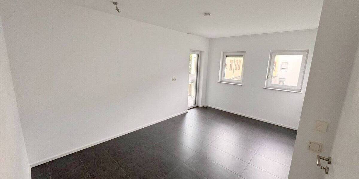 Etagenwohnung Trier Trier-Süd - 3 Zimmer, 108 m&sup2;, 1.484&euro; | Angebot:26787938