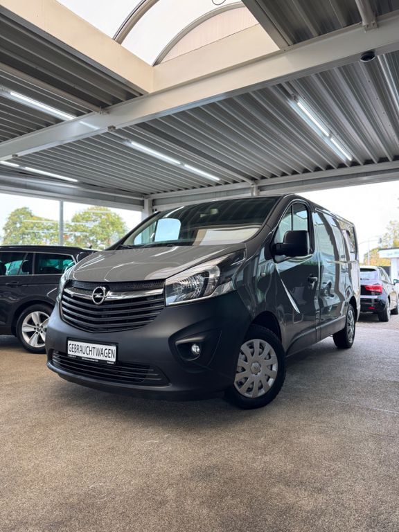 Opel Vivaro 172.660 km 9.990 € Wahlstedt 23812