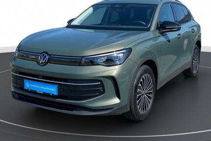 VW Tiguan 17.457 km 32.549 &euro; Leinefelde-Worbis/DE 37327