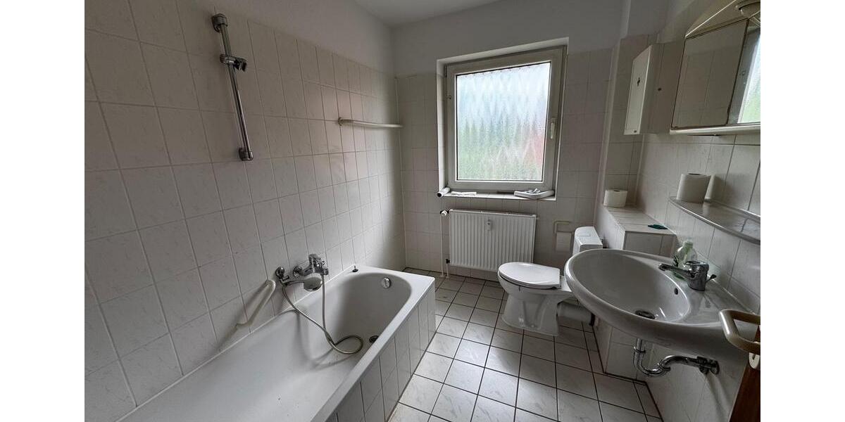 Etagenwohnung Stadthagen - 2 Zimmer, 70 m&sup2;, 830&euro; | Angebot:26397666