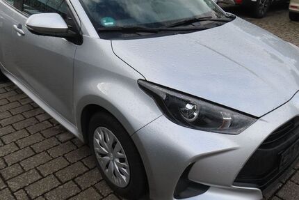 Toyota Yaris 35.900 km 12.890 &euro; Herschbach 56414