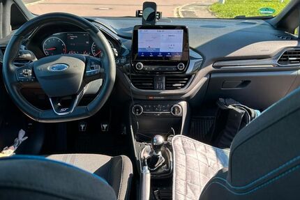 Ford Fiesta 9.000 km 21.000 € Leipzig 04177