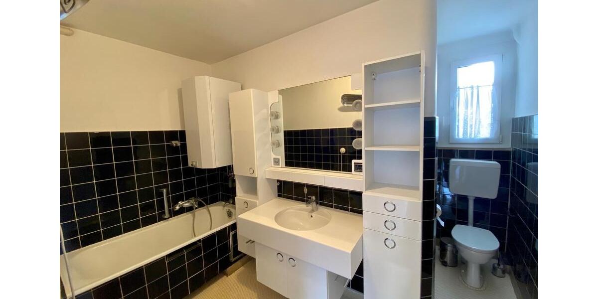 Etagenwohnung Pforzheim - 3 Zimmer, 84 m&sup2;, 800&euro; | Angebot:26678675