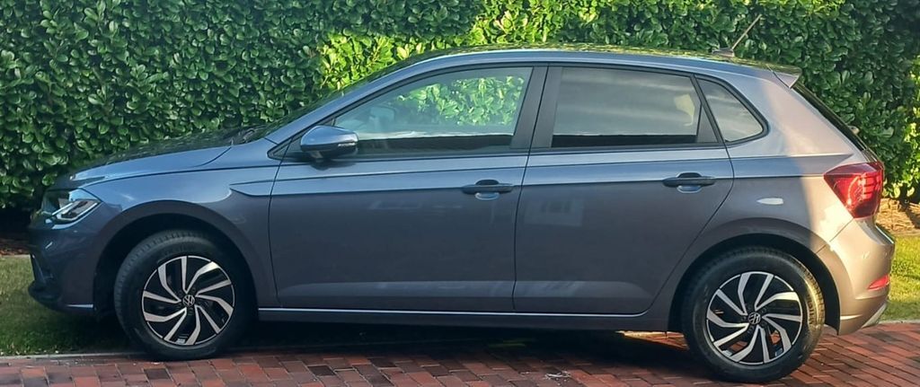 VW Polo 30.561 km 14.750 € Berumbur 26524