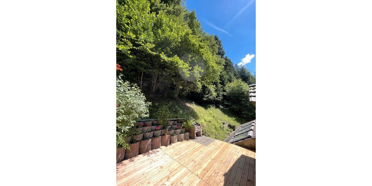 Mehrfamilienhaus, Wohnhaus Stegen - 9 Zimmer, 258 m&sup2;, 770.000&euro; | Angebot:26889303