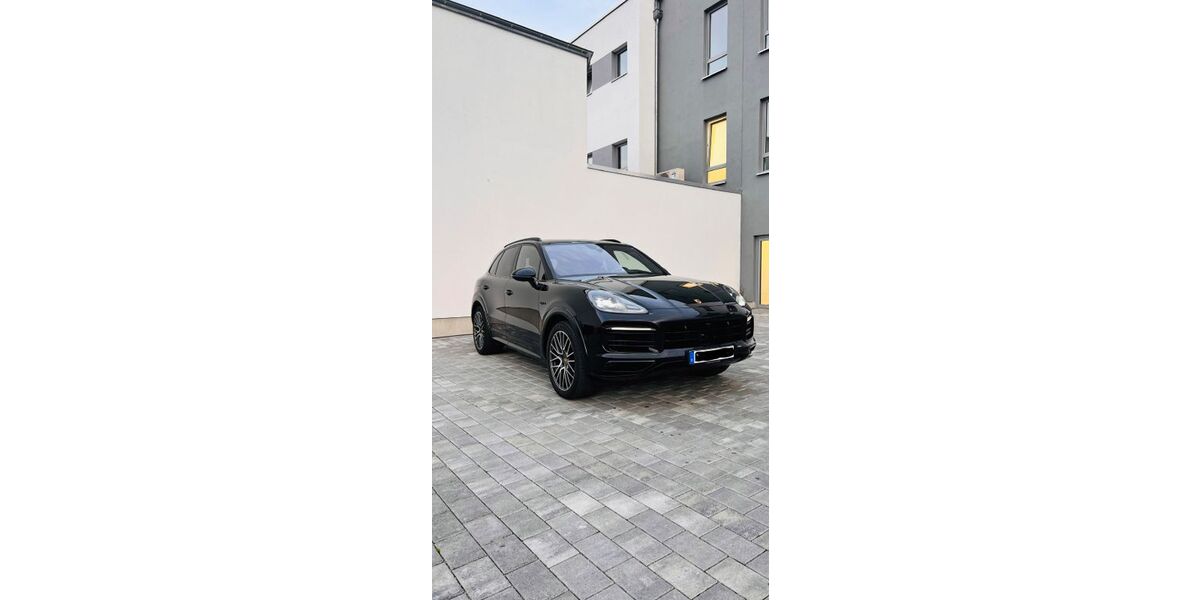 Porsche Cayenne 59.000 km 73.200 € Frankenthal 67227