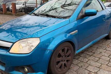 Opel Tigra 202.000 km 699 &euro; berlin 12527