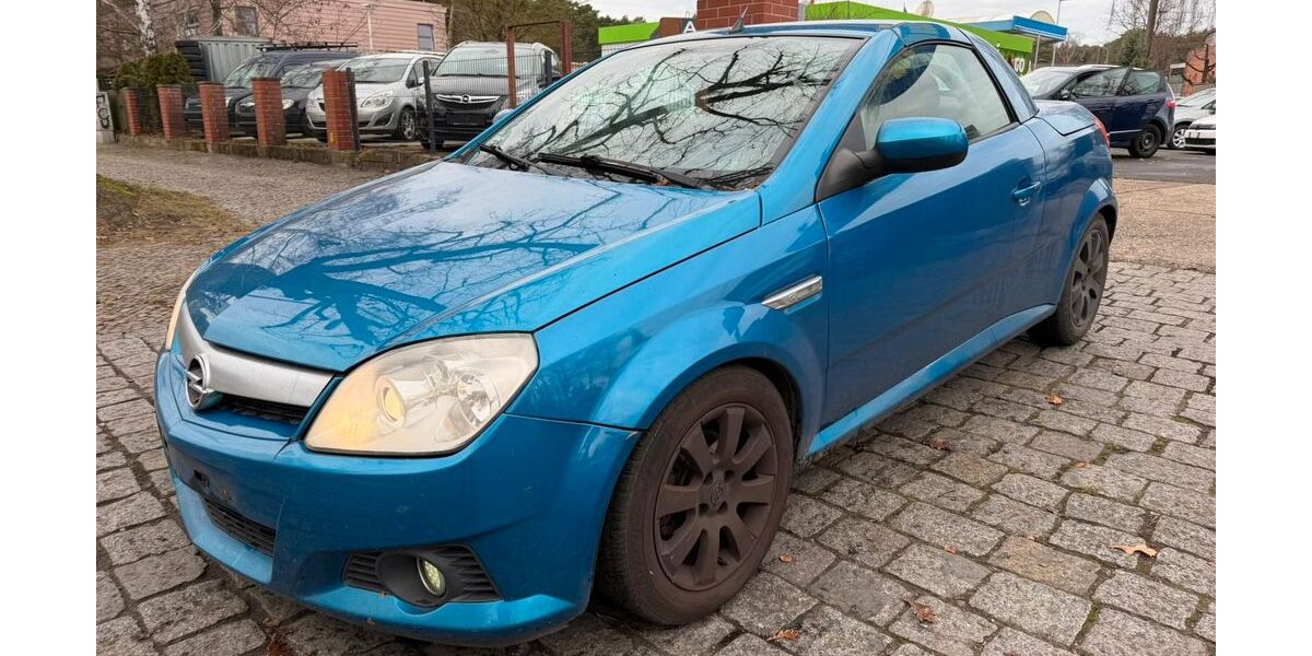 Opel Tigra 202.000 km 699 &euro; berlin 12527