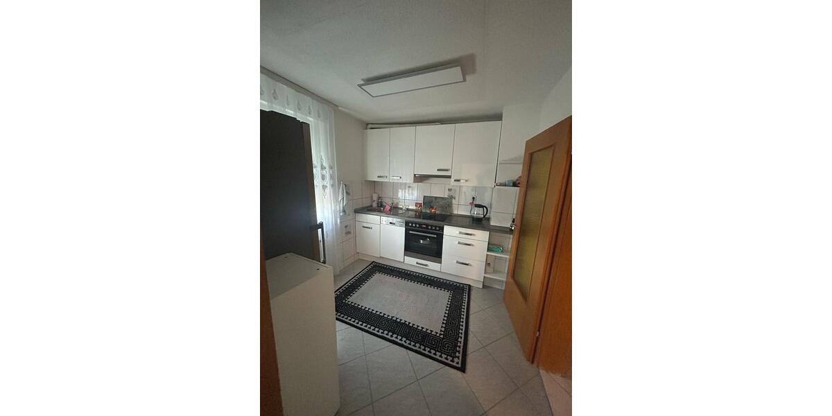 Etagenwohnung Schwieberdingen - 4 Zimmer, 86 m&sup2;, 1.550&euro; | Angebot:24806003