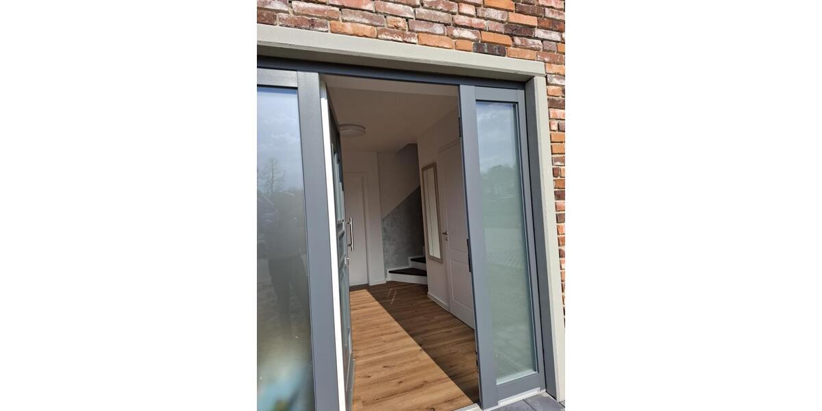 Einfamilienhaus Prohn - 2 Zimmer, 100 m&sup2;, 1.500&euro; | Angebot:26326123