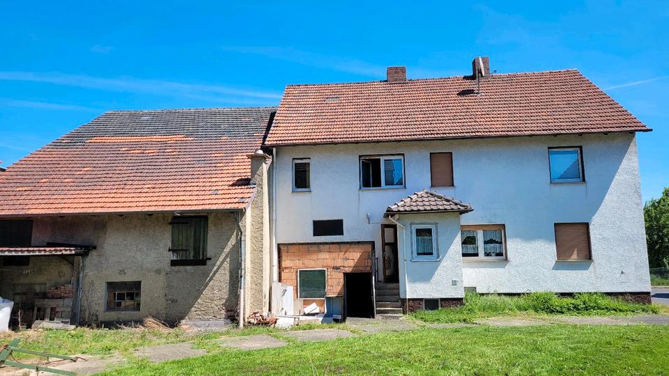 Einfamilienhaus Borken (Hessen) - 5 Zimmer, 170 m&sup2;, 180.000&euro; | Angebot:23088507