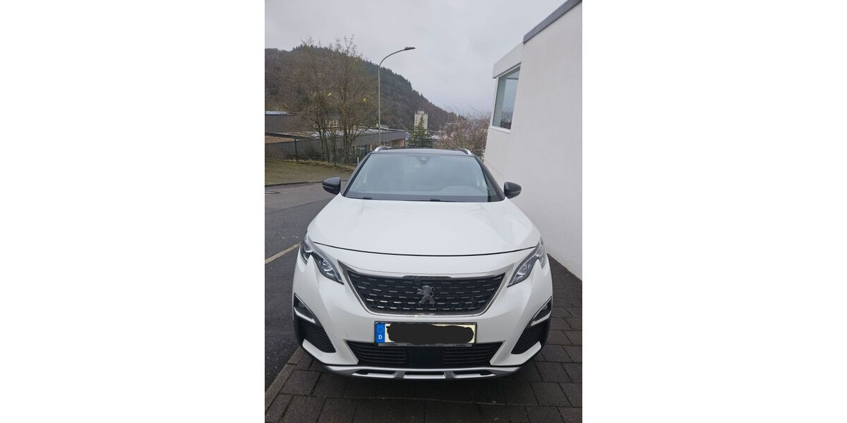 Peugeot 5008 123.145 km 17.700 &euro; Trier 54292