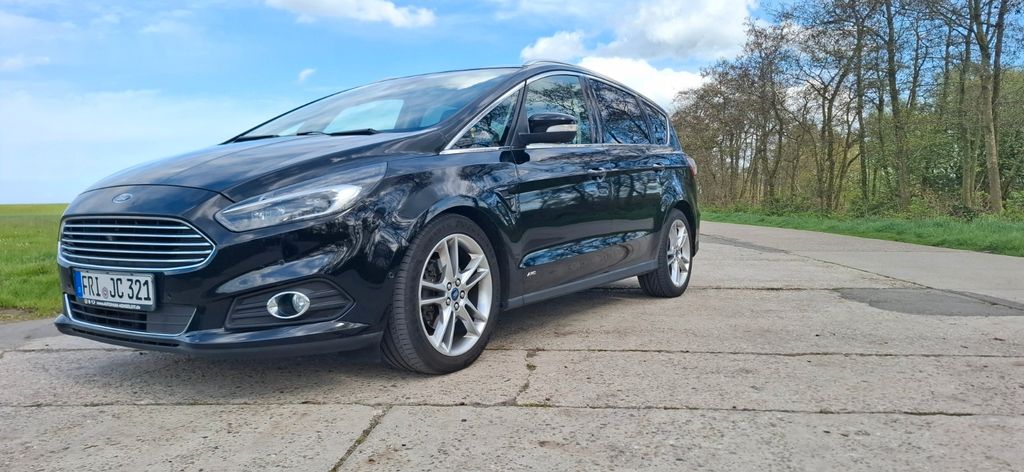 Ford S-Max 123.000 km 18.450 &euro; Varel 26316