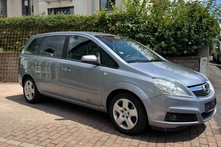 Opel Zafira Tourer 147.000 km 3.700 &euro; Petersberg 36100