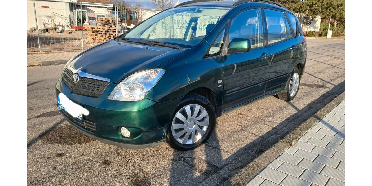 Toyota Corolla Verso 180.000 km 1.850 &euro; Mannheim 68169