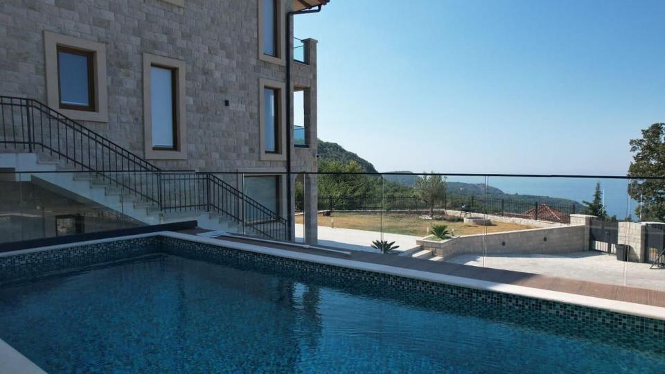 2 Traumvillen in Montenegro