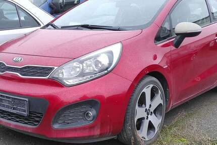 Kia Rio 132.999 km 4.199 &euro; Bickenbach 64404