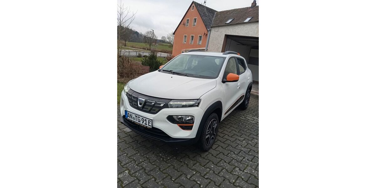 Dacia Spring 48.400 km 8.600 &euro; Ansbach 91522