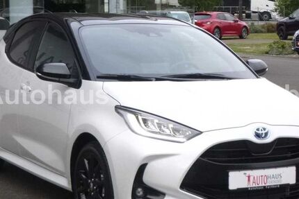 Toyota Yaris 4.950 km 23.100 € Bielefeld 33689