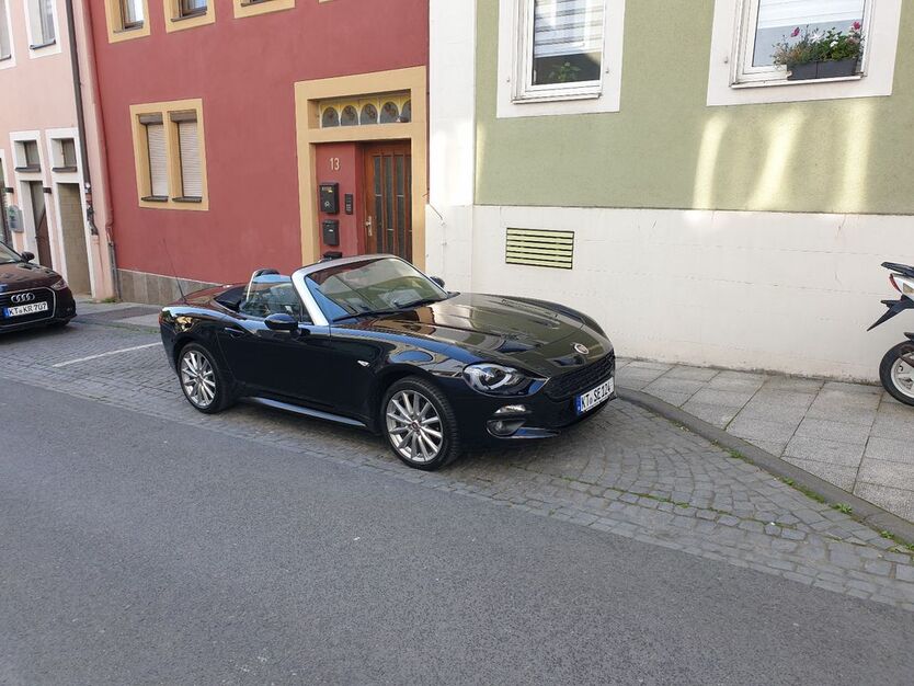 Fiat 124 Spider 17.989 km 19.900 € Kitzingen 97318