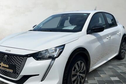 Peugeot 208 38.100 km 15.990 &euro; Nürnberg OT Schweinau 90439