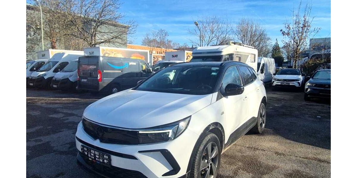 Opel Grandland (X) 46.750 km 21.990 &euro; Stockdorf 82131
