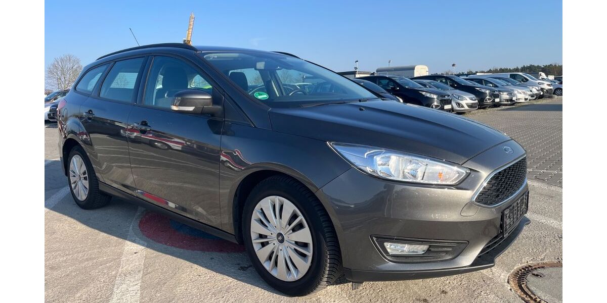 Ford Focus 118.163 km 7.499 &euro; Mittenwalde 15749