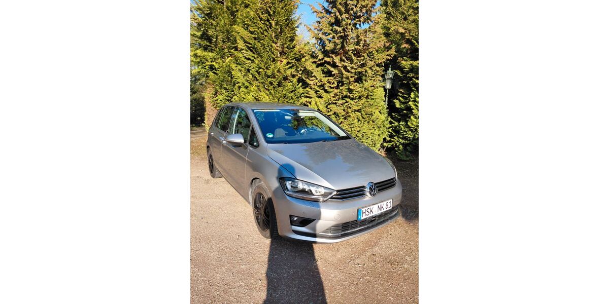 VW Golf Sportsvan 153.951 km 12.500 &euro; Arnsberg 59757