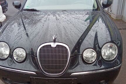 Jaguar S-Type 90.000 km 13.990 &euro; Wiesbaden 65199