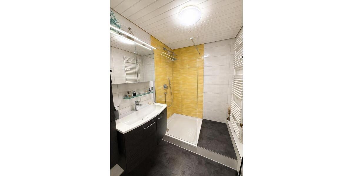 Etagenwohnung Singen (Hohentwiel) - 3.5 Zimmer, 88 m&sup2;, 285.000&euro; | Angebot:26257418