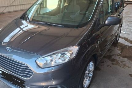 Ford Tourneo Courier 64.000 km 11.900 &euro; Reutlingen 72762