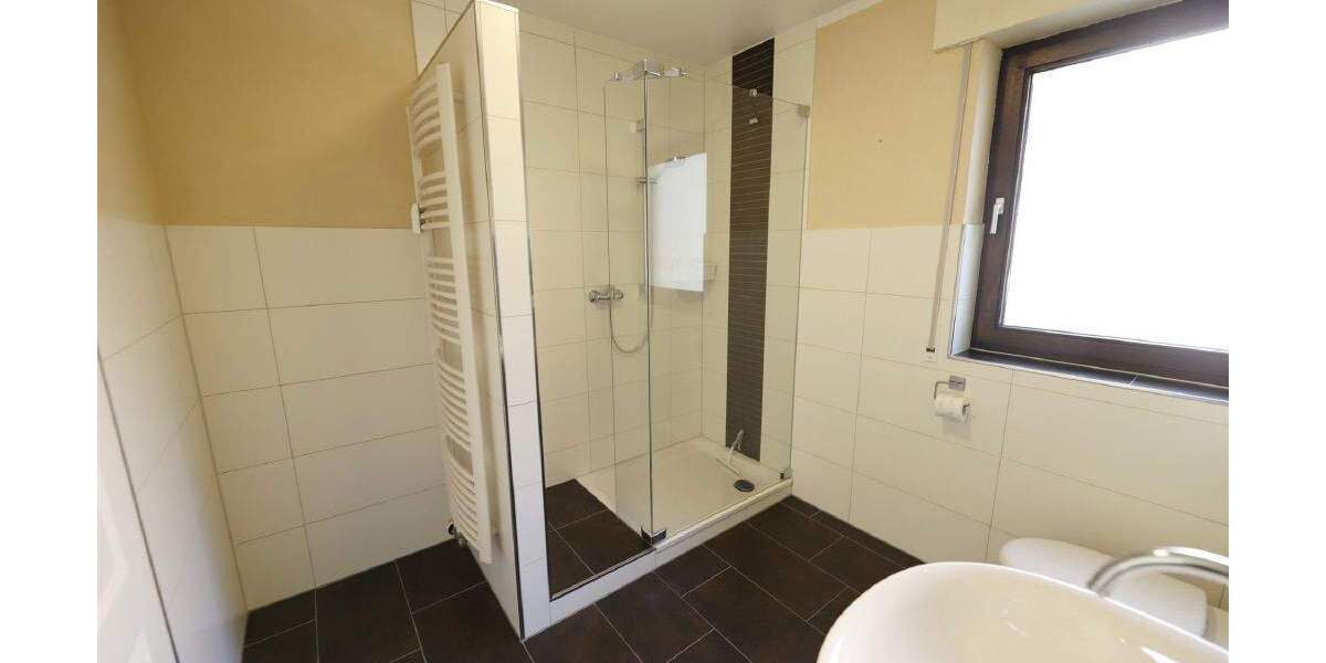 Etagenwohnung Lage - 5 Zimmer, 228.500&euro; | Angebot:25689539