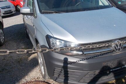 VW Caddy 310.744 km 7.990 € Kitzingen 97318