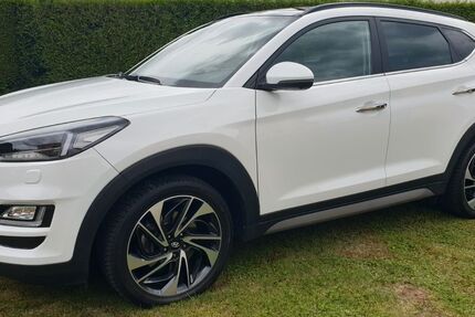 Hyundai TUCSON 59.400 km 20.900 &euro; Pegau 04523