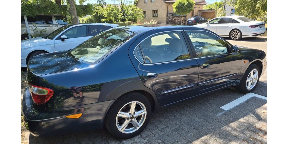 Nissan Maxima 270.000 km 2.700 &euro; Obersulm 74182