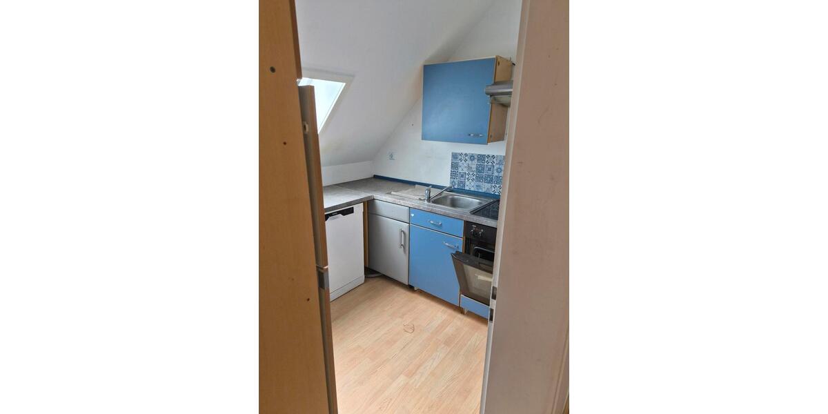 Dachgeschoßwohnung Weikersheim - 4.5 Zimmer, 82 m&sup2;, 850&euro; | Angebot:26354812