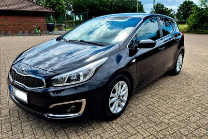 Kia ceed / Ceed 83.000 km 9.500 &euro; Oldenburg 26129