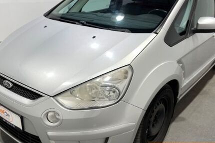 Ford S-Max 210.000 km 3.200 &euro; Norderstedt 22848
