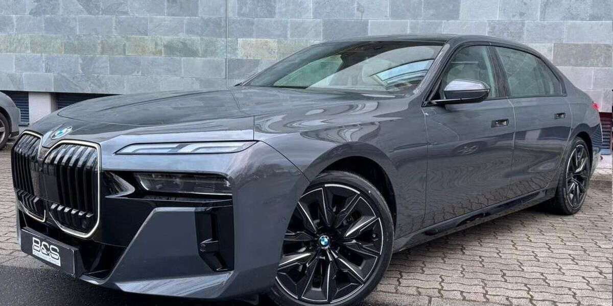 BMW 740 4.300 km 126.990 &euro; Kempten 87439