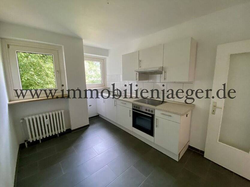 Fußnähe AEZ Poppenbüttel - ruhige Wohnung mit großen Balkon - ruhige Lage nur zum Garten, Fahrstuhl