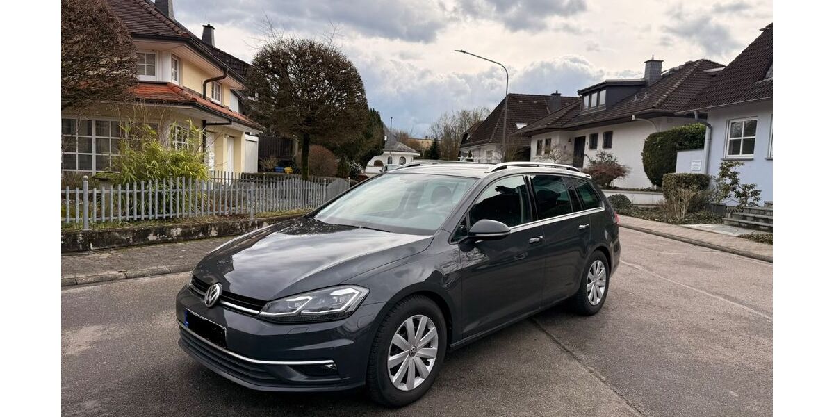 VW Golf 92.458 km 15.900 &euro; Hungen 35410