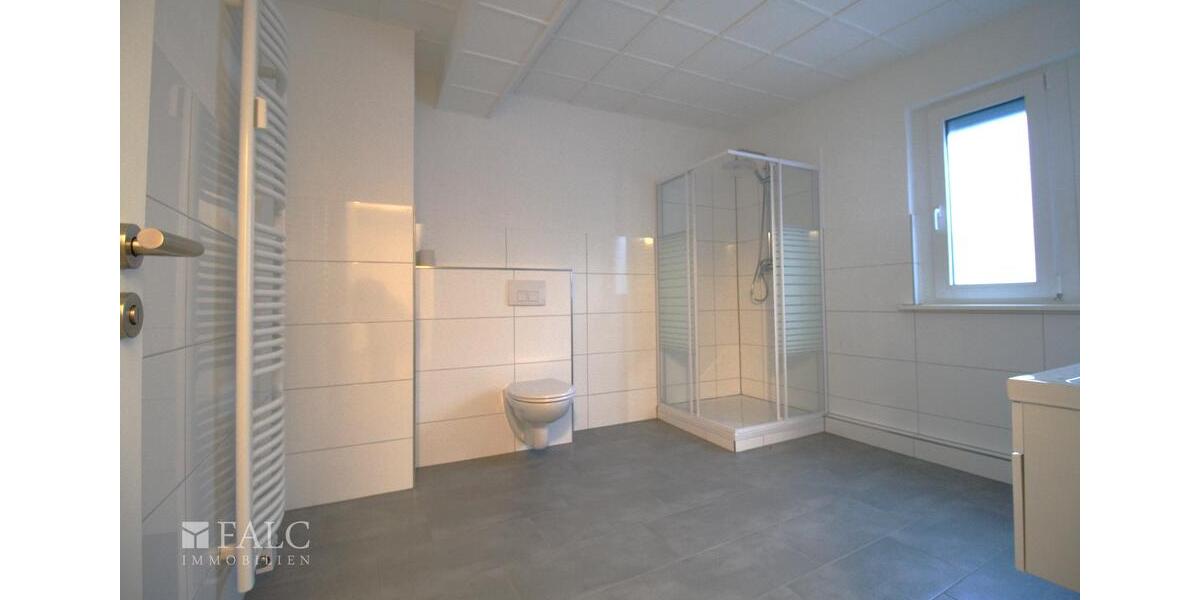 Etagenwohnung Rosbach vor der Höhe - 3 Zimmer, 109 m&sup2;, 1.250&euro; | Angebot:25054647