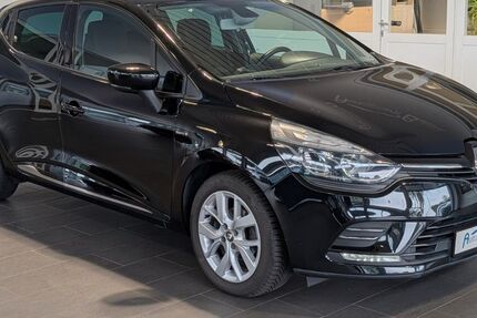 Renault Clio 92.522 km 9.890 &euro; Achim Bierden 28832